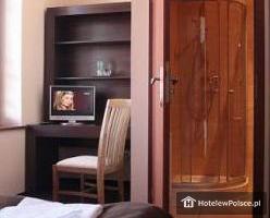 HOTEL RESTAURACJA APROPOS