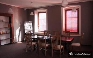 HOTEL RESTAURACJA APROPOS