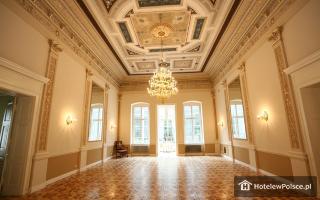 HOTEL ZESPÓŁ PAŁACOWO PARKOWY PAŁAC BIEDRUSKO