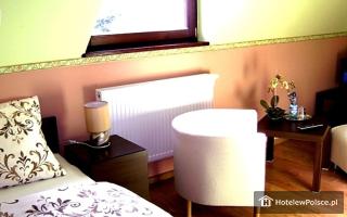 HOTEL DWOREK SARMATA Agroturystyka