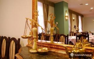 HOTEL OLD TIME