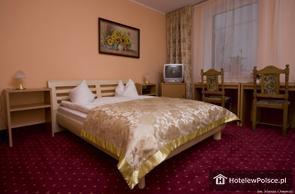 HOTEL WARMIA