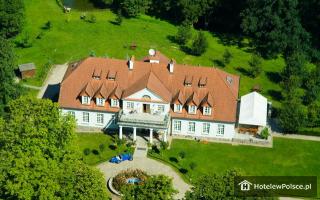 HOTEL DWÓR W BYCHOWIE