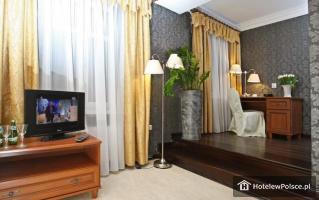 HOTEL IMPERIUM CHEŁMŻA