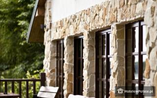 DWÓR W ZABUŻU HOTEL  SPA