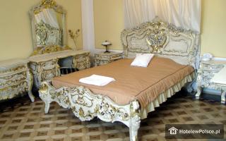 HOTEL DWÓR OSTOYA - Jasionka