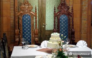 HOTEL DWÓR OSTOYA - Jasionka