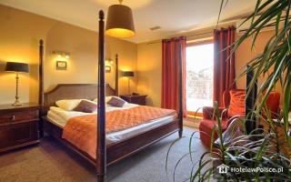 HOTEL SZARA WILLA