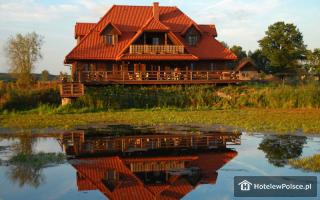 HOTEL DWÓR STANICA RZECZNA ŁABĘDZIE