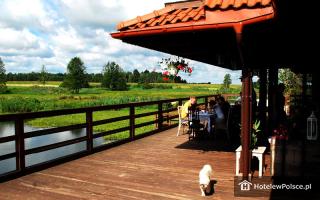 HOTEL DWÓR STANICA RZECZNA ŁABĘDZIE