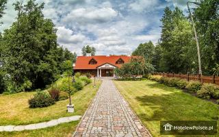 HOTEL DWOREK WAPIONKA