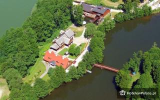 HOTEL DWOREK WAPIONKA