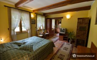 HOTEL DWOREK WAPIONKA