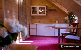 HOTEL DWOREK WAPIONKA