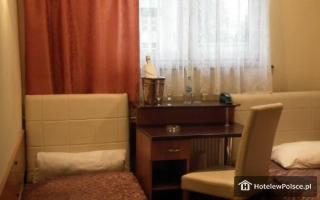 HOTEL GLASS