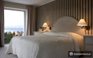 HOTEL BRYZA RESORT & SPA