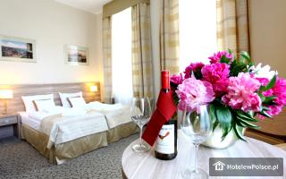 HOTEL CESARSKIE OGRODY