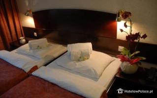 HOTEL DEMEL