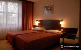 HOTEL DEMEL