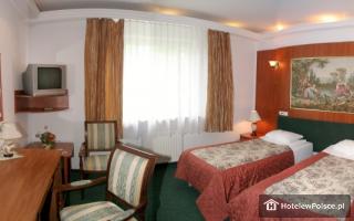 HOTEL ARTUR