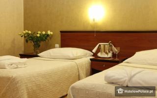 HOTEL APIS