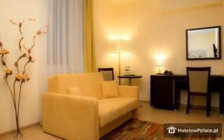 HOTEL SAFIR