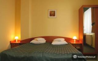 HOTEL T & T