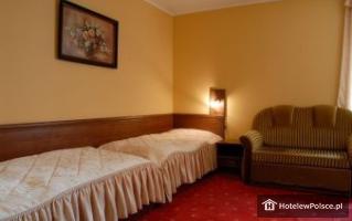 HOTEL AGAT PIOTRKÓW TRYBUNALSKI