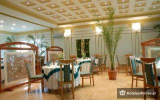 HOTEL AGAT PIOTRKÓW TRYBUNALSKI