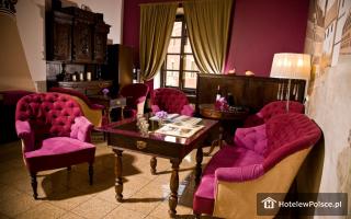 HOTEL CASTLE INN