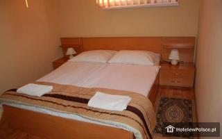 HOTEL CZTERY KORONY